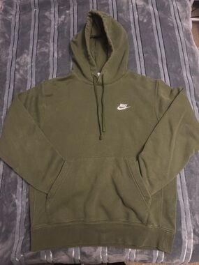 Nike Women’s Small Olive Green Hoodie